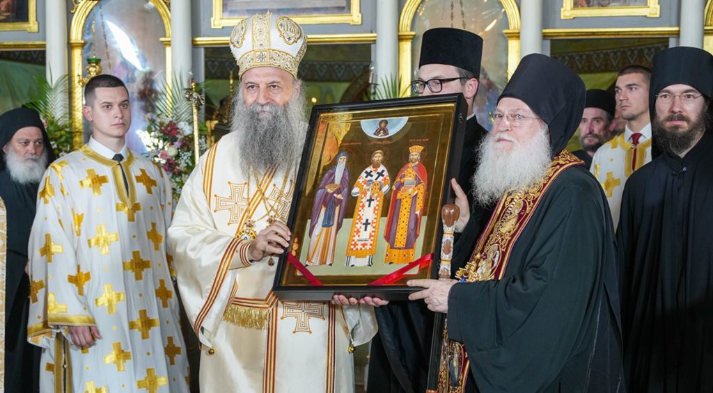 Највећи дар љубави Пресвете Богородице јесте Њен Часни Појас данас међу нама у Београду!