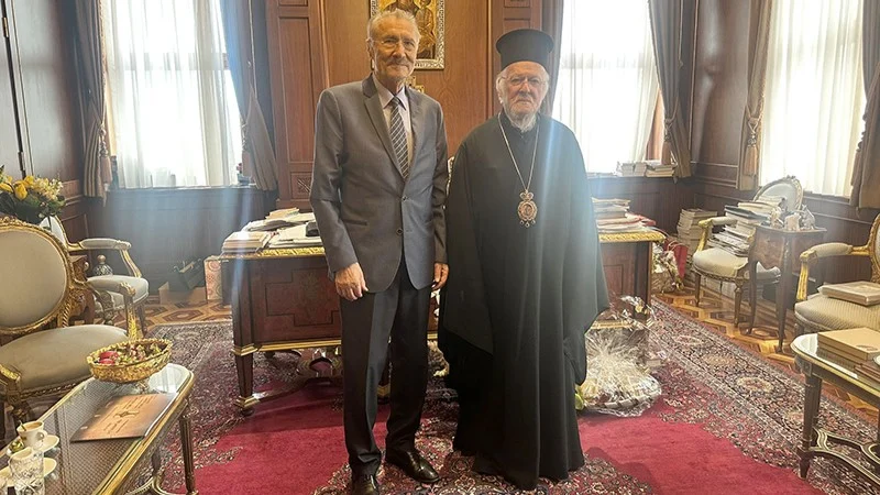 Fostul președinte Emil Constantinescu a fost primit de Patriarhul Bartolomeu I la Istanbul