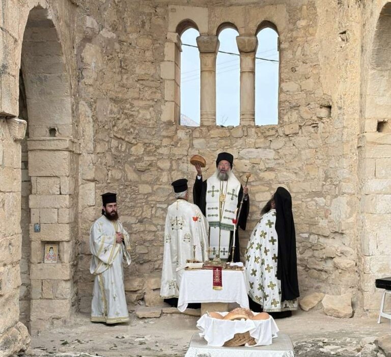 Ο Μητροπολίτης Ρεθύμνης στον ιστορικό Ναό του Αγ. Ιωάννου του Θεολόγου στην Επισκοπή Μυλοποτάμου