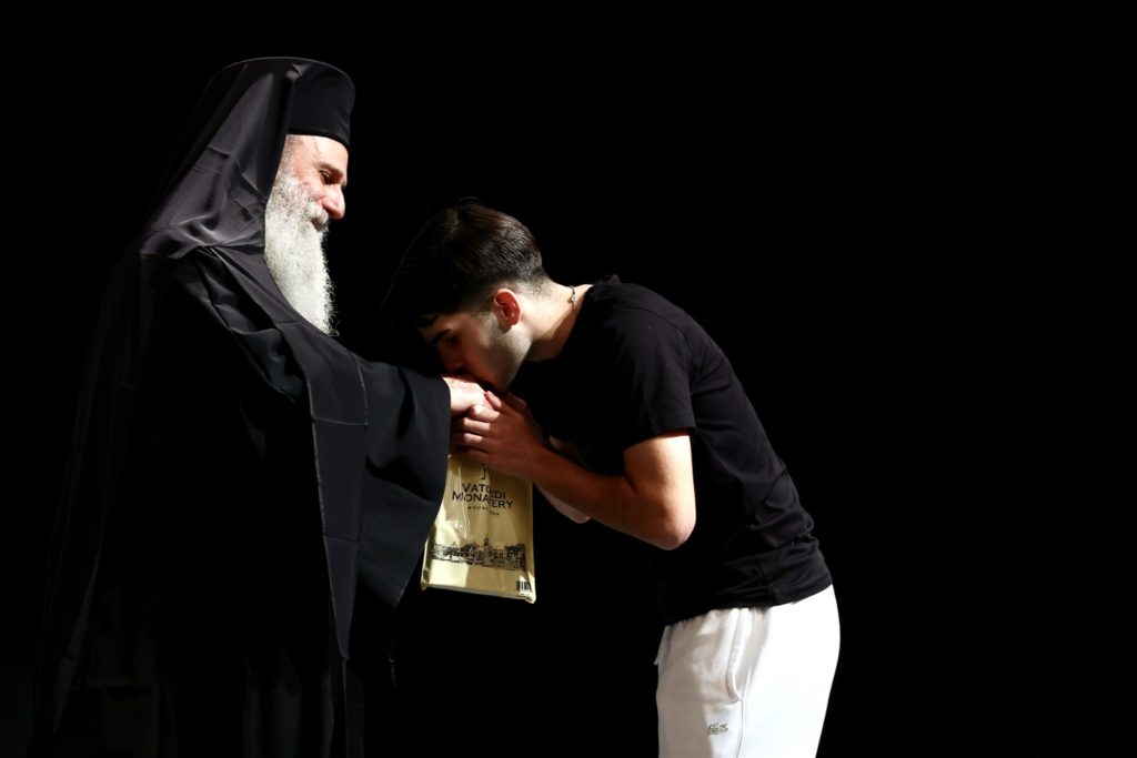 Η Ι.Μ.Μ. Βατοπαιδίου στο πλευρό των πολύτεκνων οικογενειών της ελληνικής επικράτειας