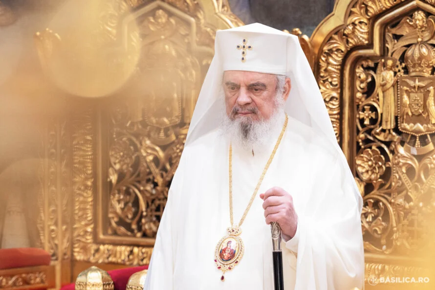 Patriarhul Daniel: Apa vie, sau harul divin, este o iubire sfântă, nesfârșită și neschimbătoare