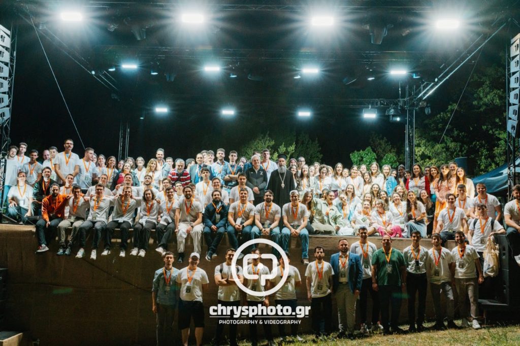 Πρωτοφανής κοσμοσυρροή υπέρ της οικογένειας στο Γαλάτσι