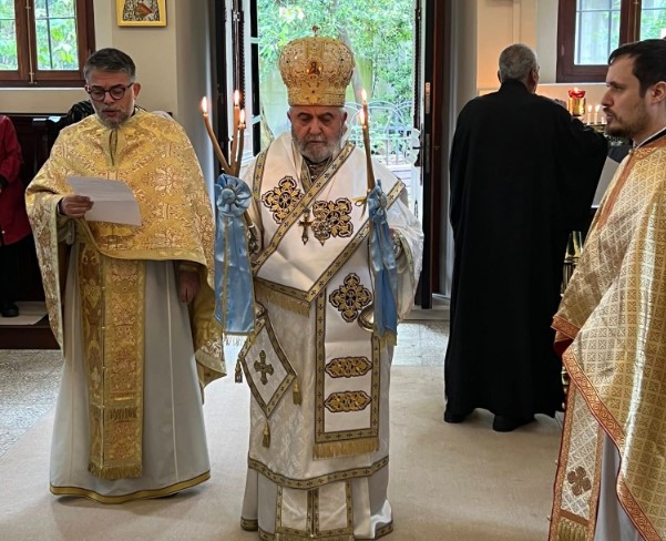 Η εορτή των Αγίων Κωνσταντίνου και Ελένης στον εορτάζοντα Ιερό Ναό Νεκροταφειακό Ναό των Θεραπείων