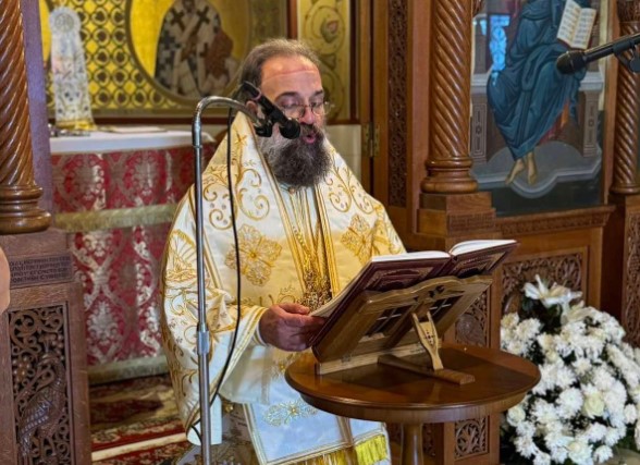 Η Κυριακή της Πεντηκοστής στα Φηρά Σαντορίνης