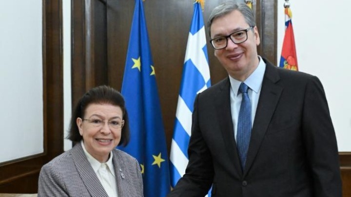 Συνάντηση Λ. Μενδώνη – Αλεξάνταρ Βούτσιτς στο Βελιγράδι – «Ιστορικοί δεσμοί με κοινό θεμέλιο την Ορθοδοξία»