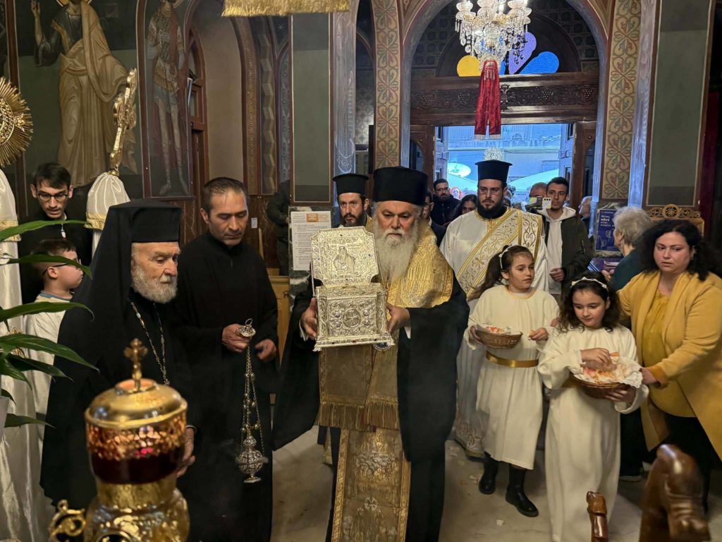 Η Τιμία Κάρα του Αγίου Χριστοφόρου του Παπουλάκου στον Ιερό Ναό Αγίων Πάντων Καλλιθέας