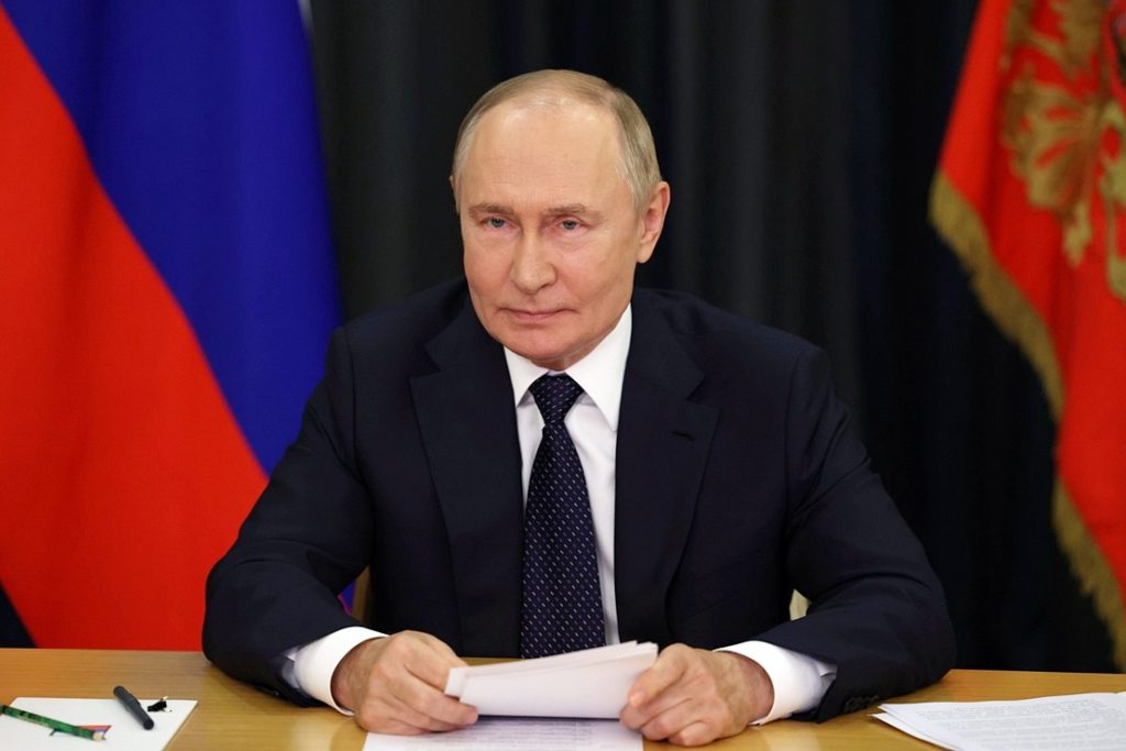 Поздравление Президента России В.В. Путина Святейшему Патриарху Кириллу с Днем Победы