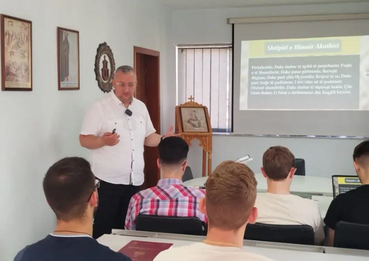 Shkolla e Muzikës Bizantine vijon ciklin e ligjëratave kushtuar Joan Kukuzelit (Pjesa III)