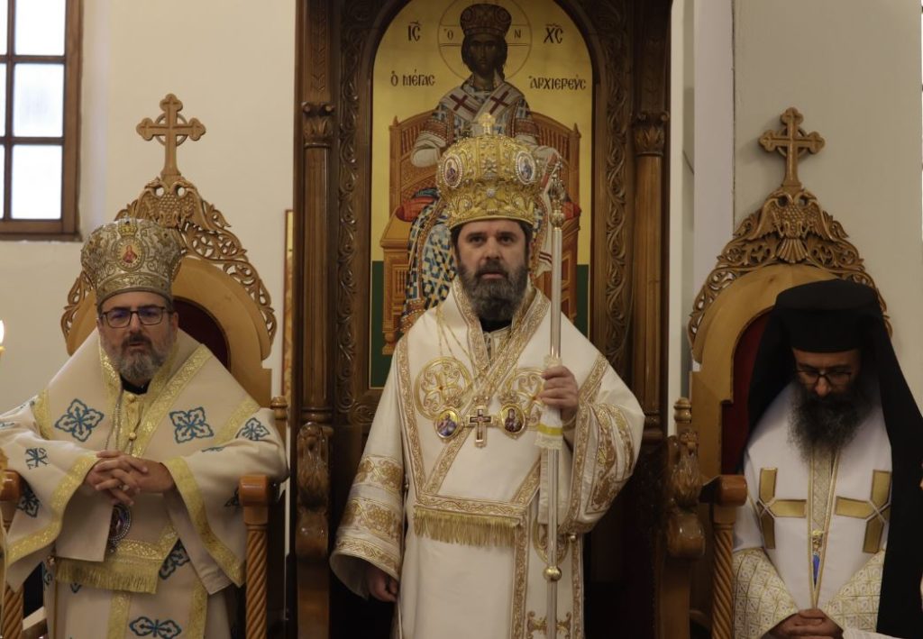 Liturgji festive në Tiranë për të kremten e Shën Joan Theologut