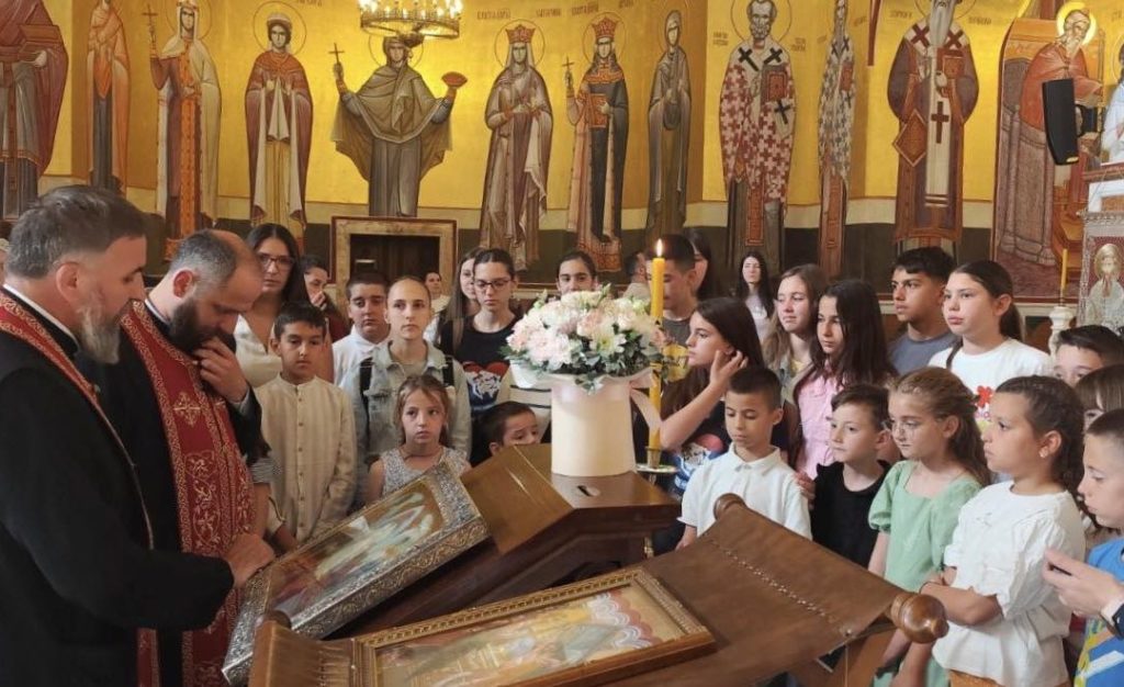 Слава Школе вјеронауке при подгоричком Саборном храму