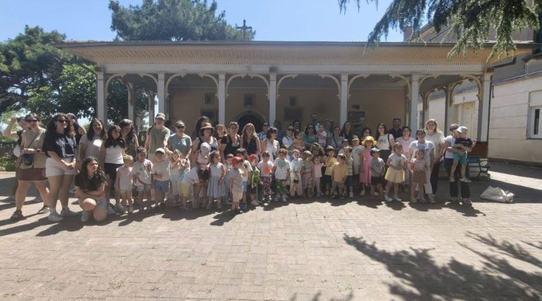 Πριγκιποννήσια: Πρώτη συγκέντρωση παιδιών της Ελληνικής Κοινότητας στην Παιδική Κατασκήνωση στην Πρώτη