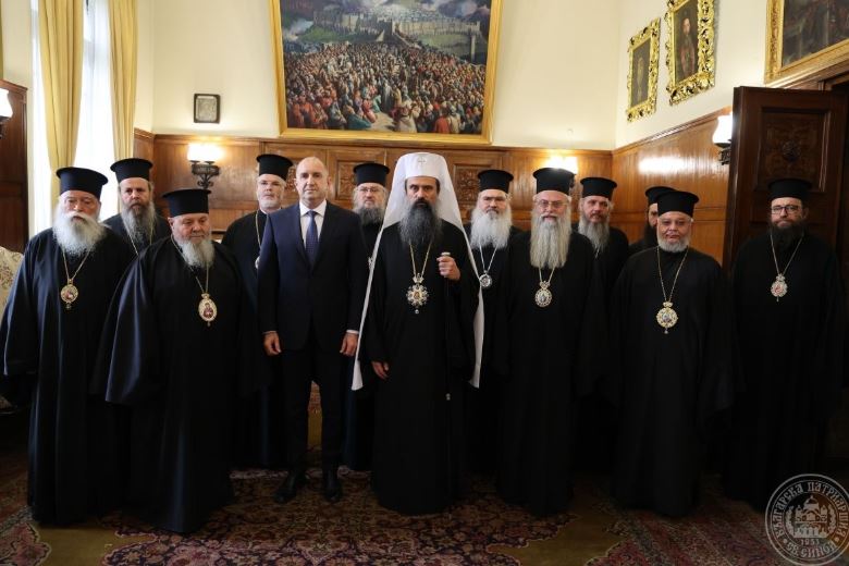 Среща на Българския патриарх Даниил и Св. Синод с премиера Румен Радев