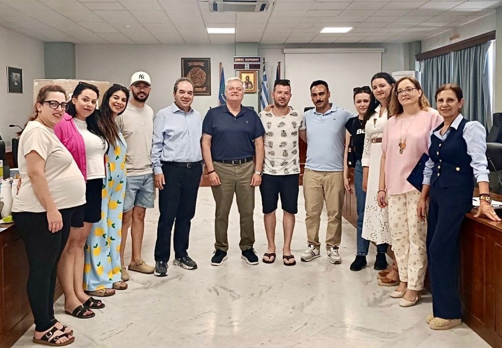 H «ΑΠΟΣΤΟΛΗ» παρέδωσε σε νέους γονείς της Καρπάθου τα πρώτα εφόδια ζωής για τα νεογέννητα τους