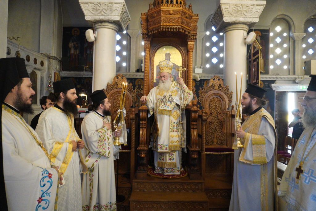Πανηγυρικός εορτασμός της Πεντηκοστής στην Μητρόπολη Κορίνθου.