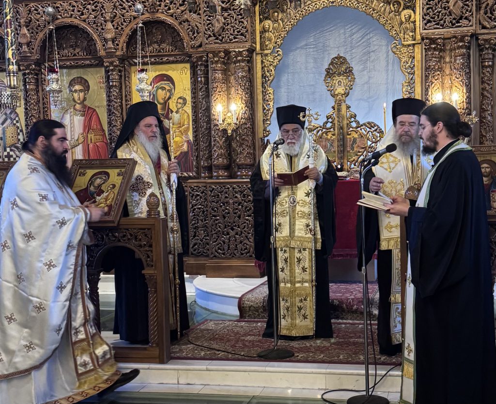 Πολυαρχιερατικό μνημόσυνο Δημητρίου Κύρου στην Αρναία