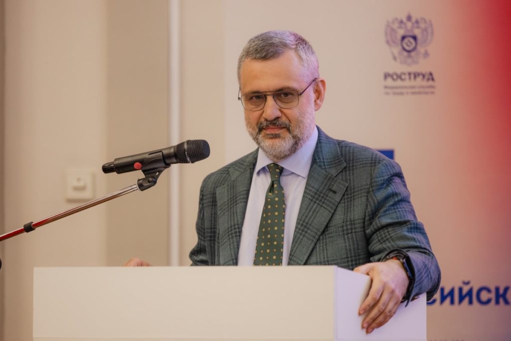 В.Р. Легойда провел встречу с инспекторами труда