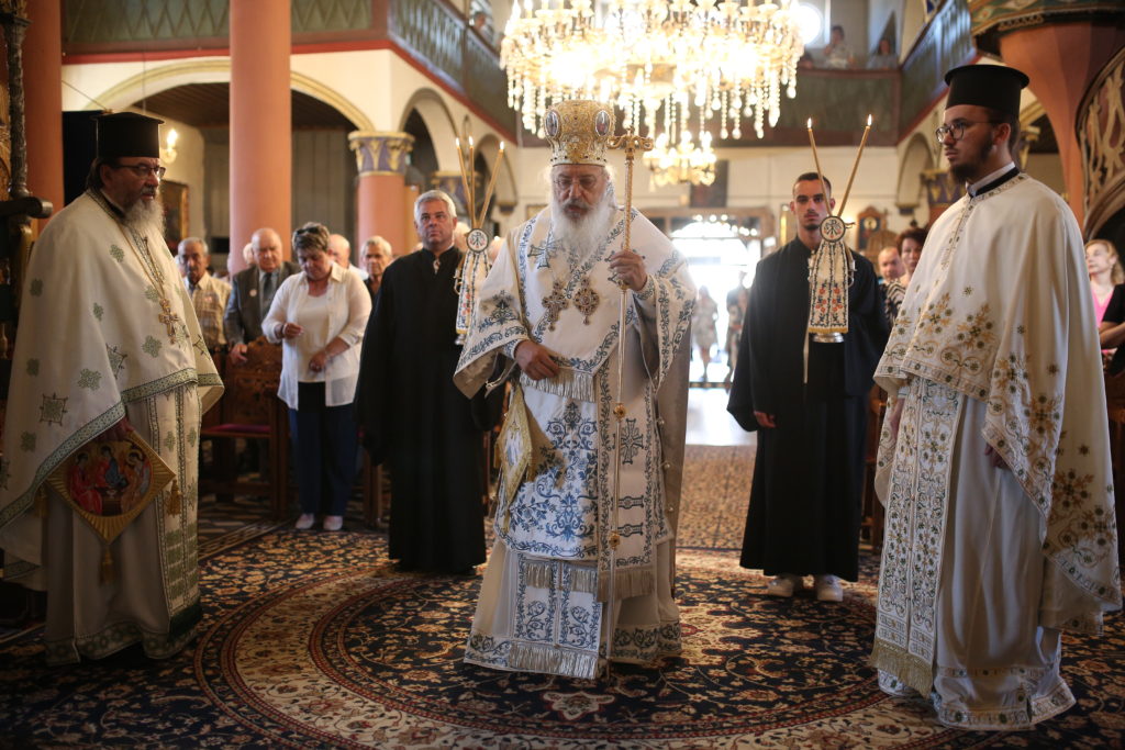 Η εορτή του Αγίου Πνεύματος στον πανηγυρίζοντα Ι.Ν. Αγίας Τριάδος στη Συκιά Σιθωνίας