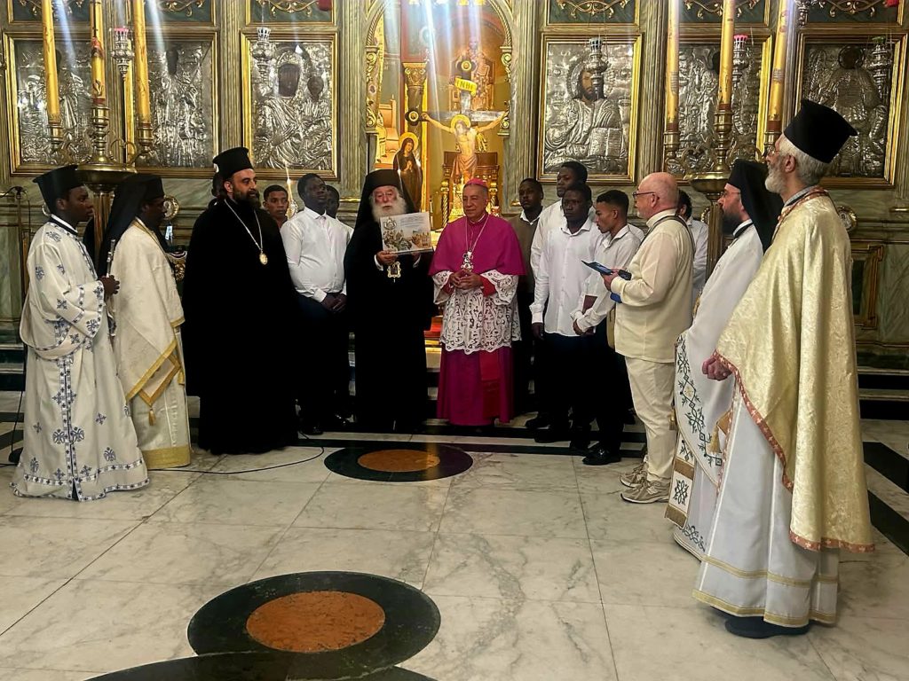 Ο Ρωμαιοκαθολικός Αρχιεπίσκοπος Παναμά στον Πατριάρχη Αλεξανδρείας