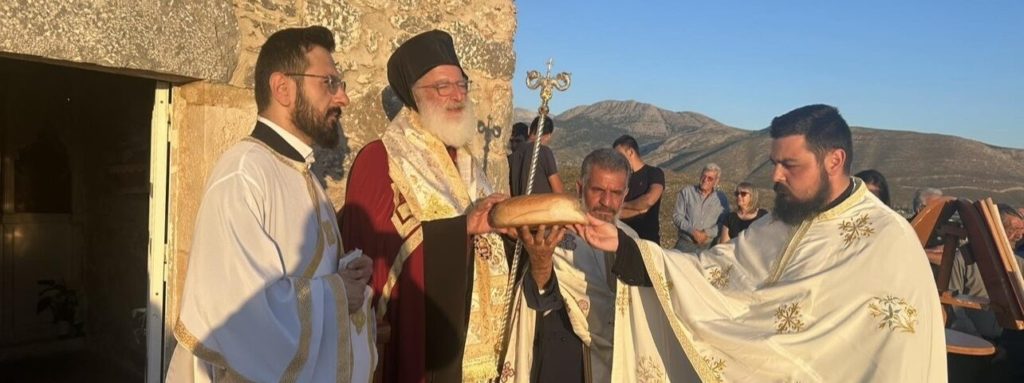 Εσπερινός Αγίου Πνεύματος στην ενορία Αγίας Παρασκευής Πεδιάδος
