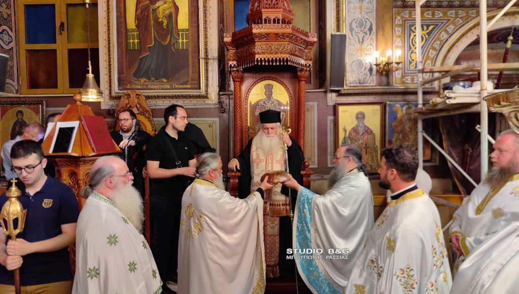 Η ιστορική συνοικία της Πρόνοιας στο Ναύπλιο γιορτάζει την Αγία Τριάδα