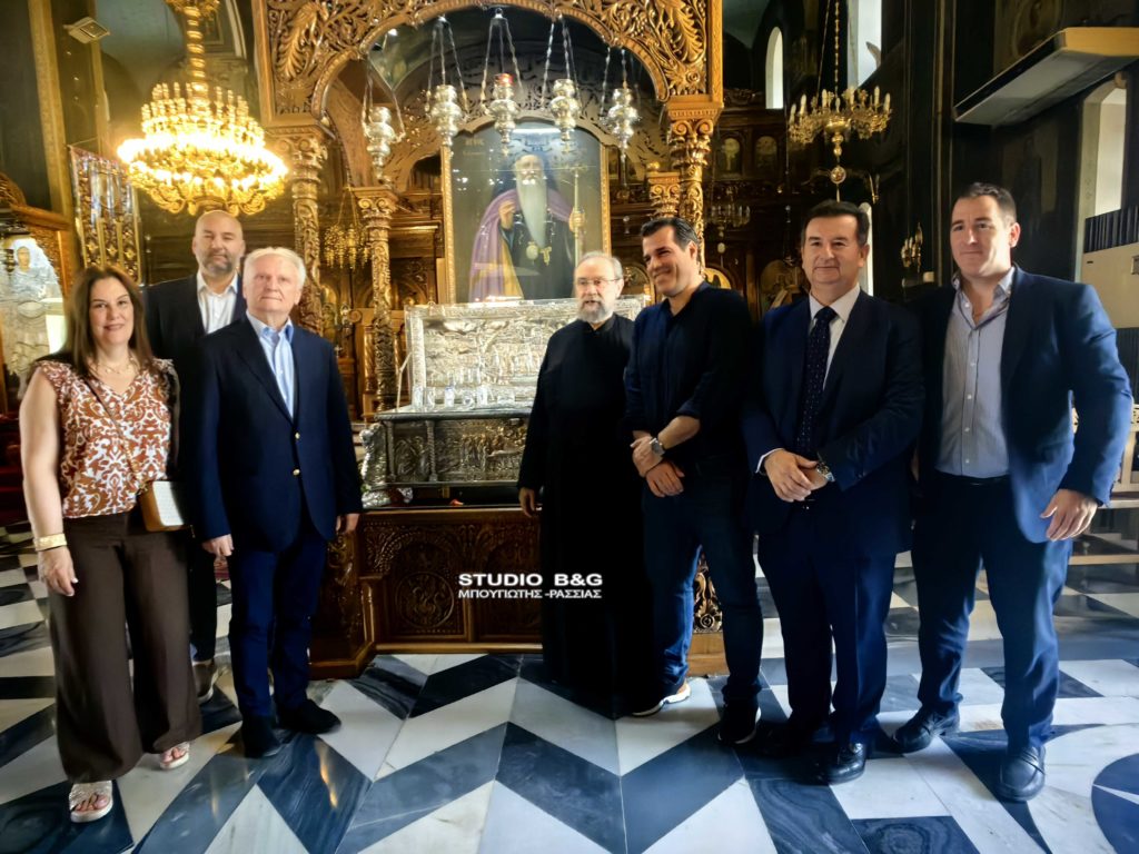 Ο Υπουργός Μετανάστευσης και Ασύλου Θάνος Πλεύρης στον Άγιο Πέτρο Άργους