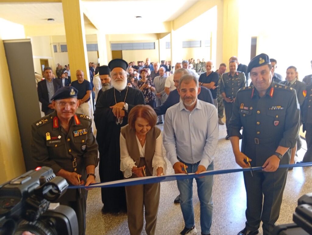 Ο Μητροπολίτης Αρκαλοχωρίου στα εγκαίνια ανακαινισμένων αιθουσών στο Στρατόπεδο «ΔΑΣΚΑΛΟΓΙΑΝΝΗΣ»
