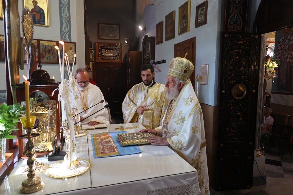 Ποιμαντική Επίσκεψη του Σύρου Δωροθέου στη Μήλο και την Κίμωλο
