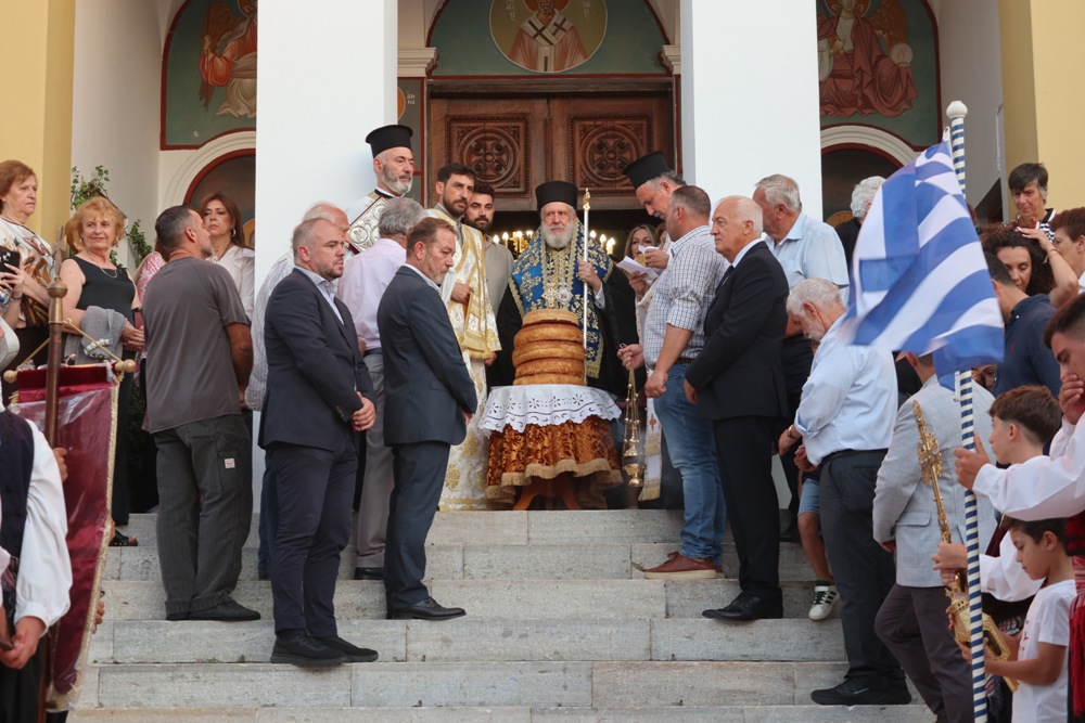 Ο Μητροπολίτης Σύρου στην Κύθνο για την εορτή των Αγίων Αποστόλων Πέτρου και Παύλου