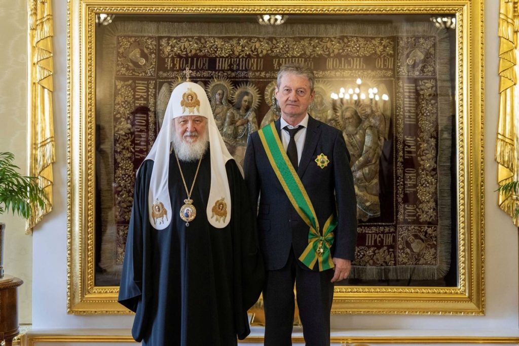 Святейший Патриарх Кирилл встретился с генеральным директором УГМК А.А. Козицыным