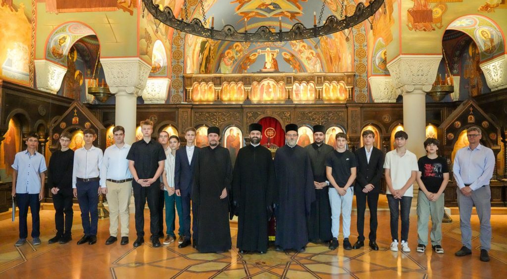 Одржан пријемни испит за упис у богословије Српске Православне Цркве