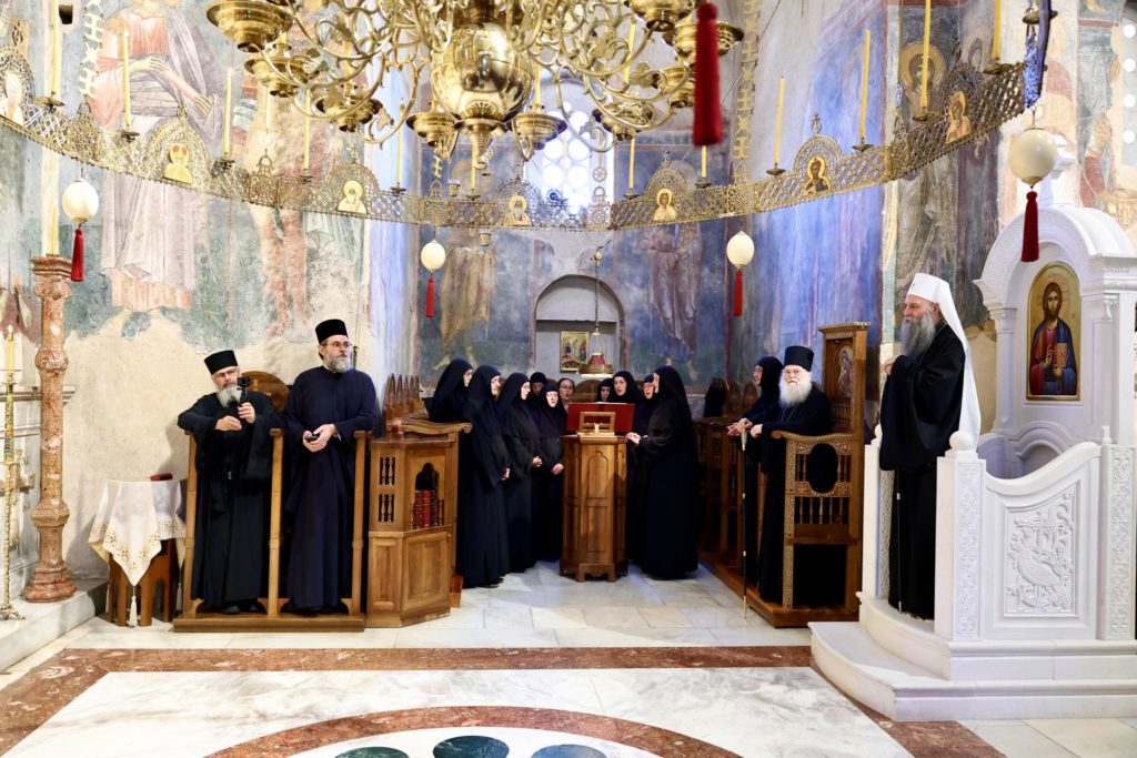 Η ευλογία της Παναγίας στα Μοναστήρια της Σερβίας (ΒΙΝΤΕΟ)