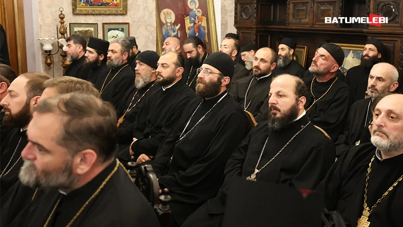 Свещеници от Грузинската патриаршия откриват клубове в училищата