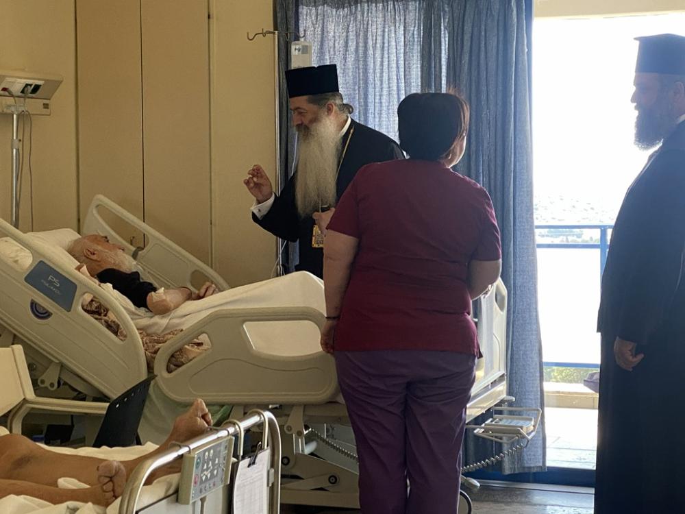 Φθιώτιδος Συμεών: Περιοδεία αγάπης στα σχολεία του πόνου και της ελπίδας λίγο πριν την εισαγωγή του στο νοσοκομείο
