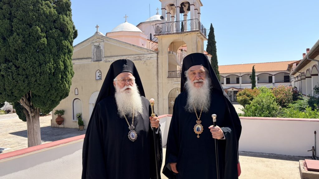 Αδελφική επίσκεψη του Μητροπολίτη Δημητριάδος στη Σάμο