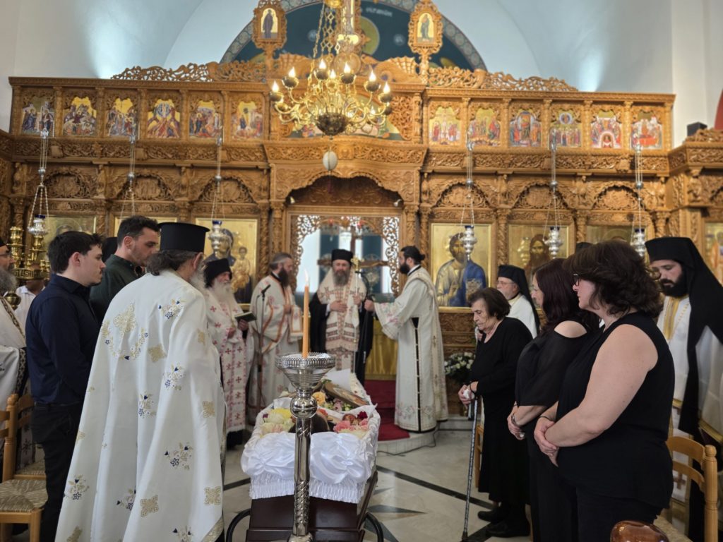 Ο Μητροπολίτης Φλωρίνης Ειρηναίος στην Εξόδιο Ακολουθία της Θεολόγου Βαΐας Ζανίδου