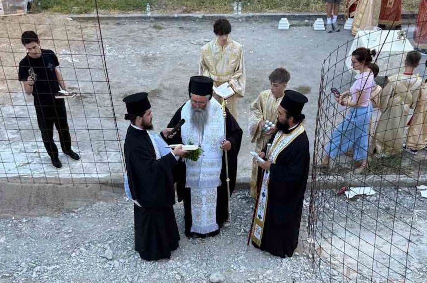 Θεμελίωση καμπαναριού Ιερού Ναού Αγίου Μελετίου Κατερίνης