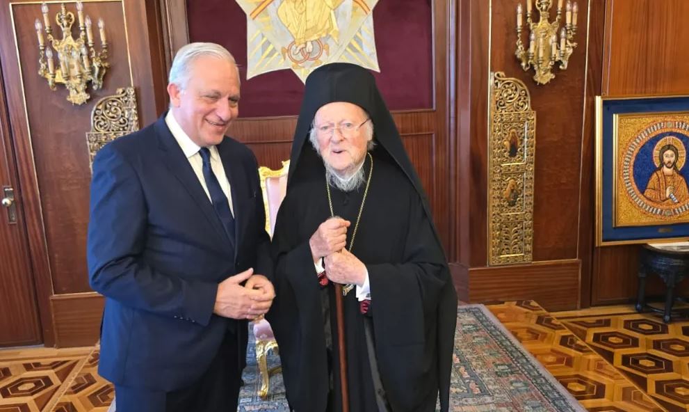 Συνάντηση Τορναρίτη με τον Οικουμενικό Πατριάρχη
