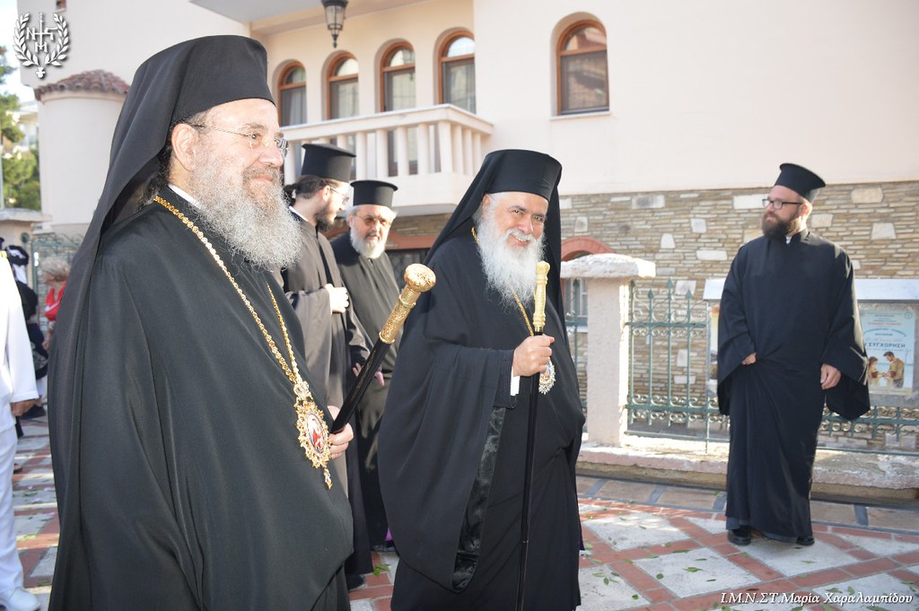 Εσπερινός Ονομαστηρίων Μητροπολίτη Νεαπόλεως Βαρνάβα