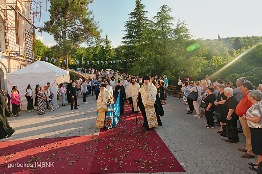 Υποδοχή Ιεράς Εικόνος της Παναγίας από το Όρος των Ελαιών στην Ιερά Μονή Δοβρά