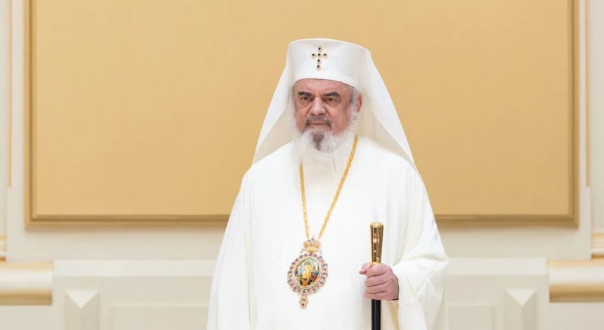 Patriarhul Daniel: Absolvirea unei facultăți de teologie constituie o bază pentru dezvoltarea solidă și dinamică