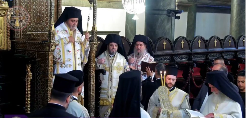 Tρισαρχιερατική Θεία Λειτουργία και Ιερό Μνημόσυνο του αειμνήστου Μητροπολίτου Ικονίου Θεολήπτου στο Φανάρι