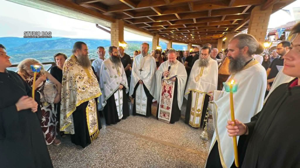 Εσπερινός στην Ιερά Μονή Αγίας Μαρίνας στο κάστρο Άργους