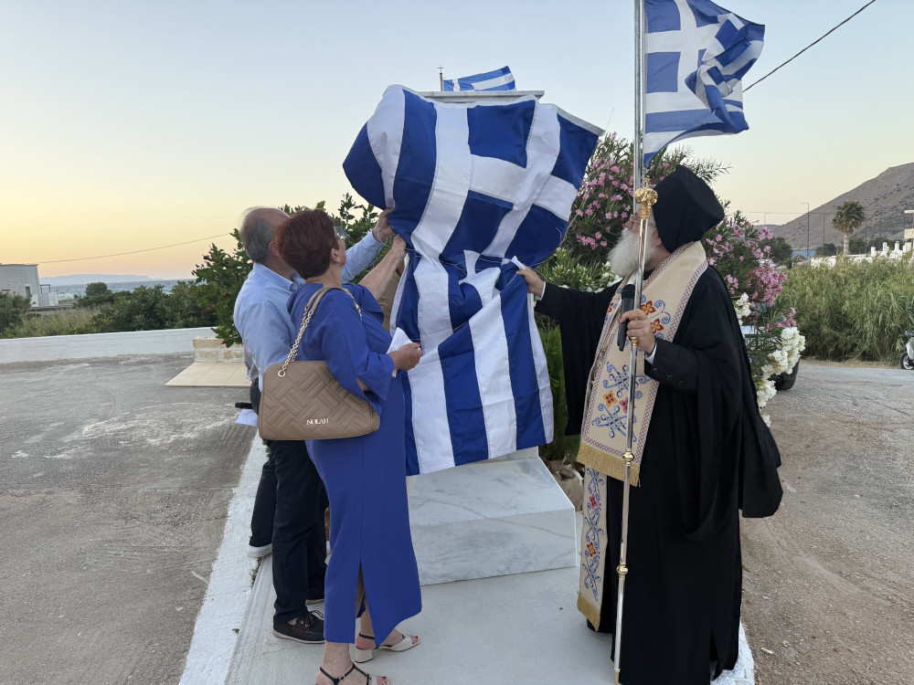Εσπερινός της Αγίας Κυριακής και αποκαλυπτήρια Μνημείου Πεσόντων στην Παχειά Άμμο Ιεράπετρας