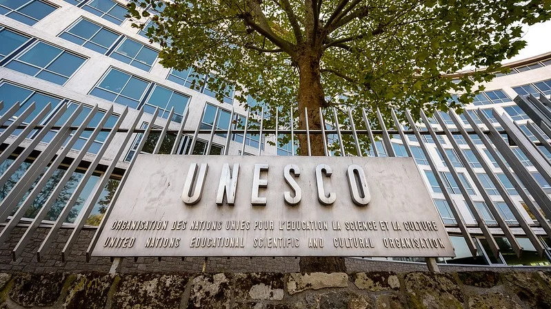 UNESCO a lansat un raport despre impactul jurnalismului asupra economiei și societății
