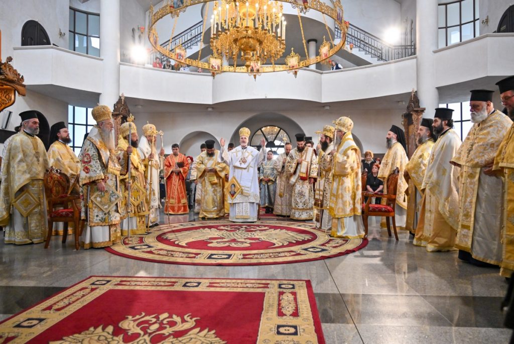 Съборна архиерейска св. литургия по случай 20 години от освещаването на храм „Св. Висарион Смолянски“ в Смолян