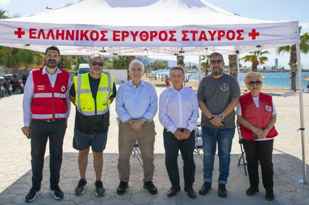 Ο Ελληνικός Ερυθρός Σταυρός στο Π. Φάληρο: Ενημέρωση για την ασφάλεια στο νερό