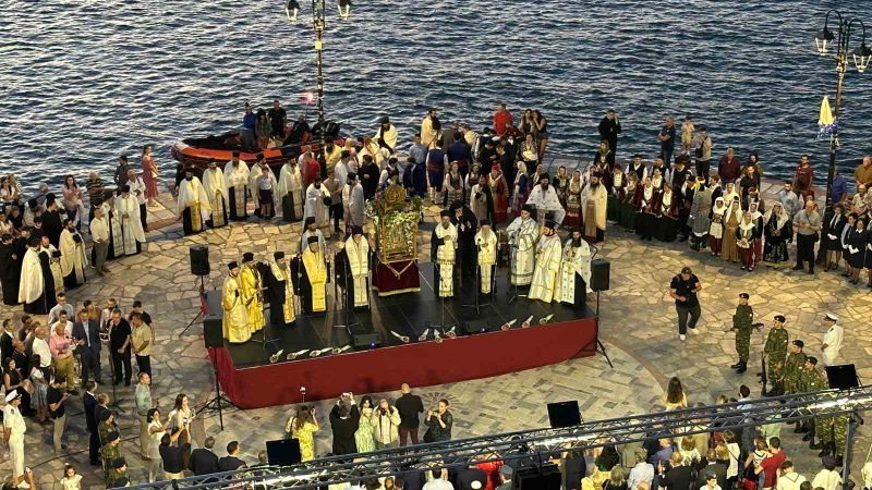 Πάνδημος ο εορτασμός της Πολιούχου Χαλκίδος Αγίας Παρασκευής