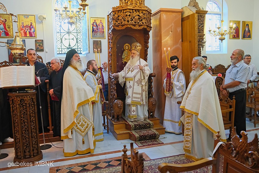 Αρχιερατική Λειτουργία στην Καστανιά Ημαθίας για την εορτή του Οσίου Παϊσίου