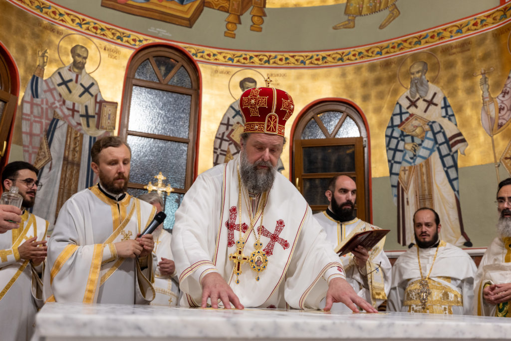 Ο Θεσσαλονίκης Φιλόθεος τέλεσε την Ακολουθία επί της Διασαλεύσεως της Αγίας Τραπέζης στον Προφήτη Ηλία Πυλαίας (ΦΩΤΟ)