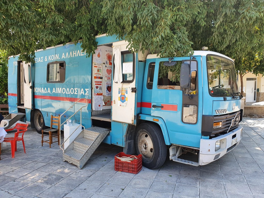 Εθελοντική αιμοδοσία στον Ιερό Ναό Αγίων Αναργύρων Βόλου